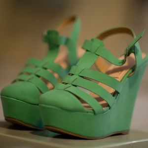 Desire by Jacobies Green Platform Shoes